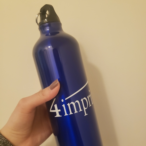 Set of 8 Water Bottles - Picture 3 of 10